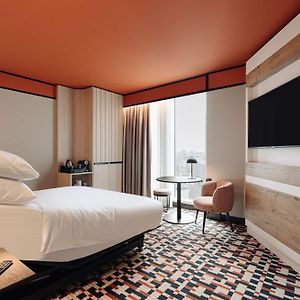 King Room Mobility accessible